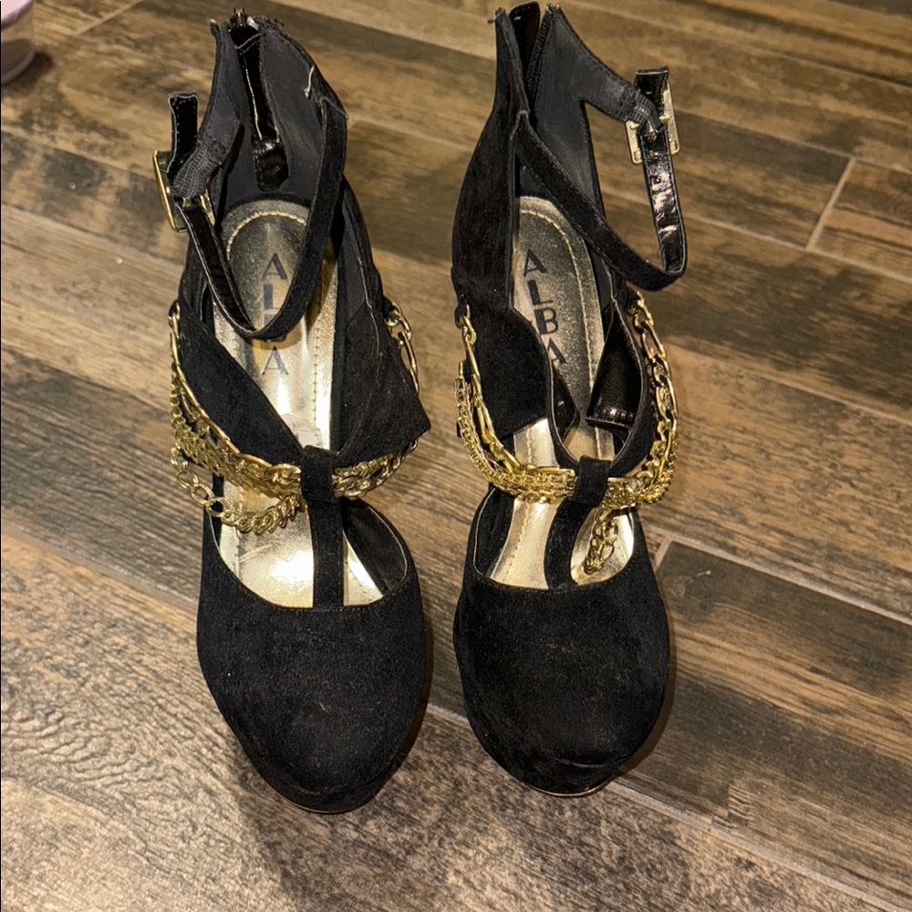 Alba Black and Gold Women's Shoes
